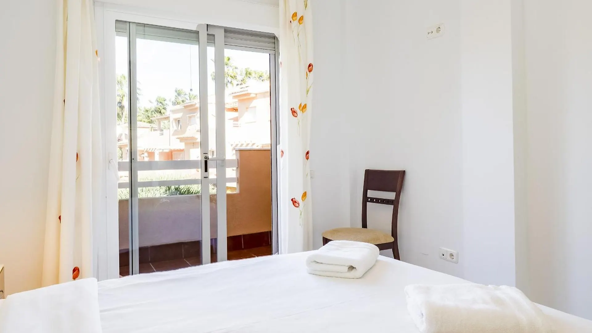 Cubo'S Cabopino Beach Marbella Apartment 스페인